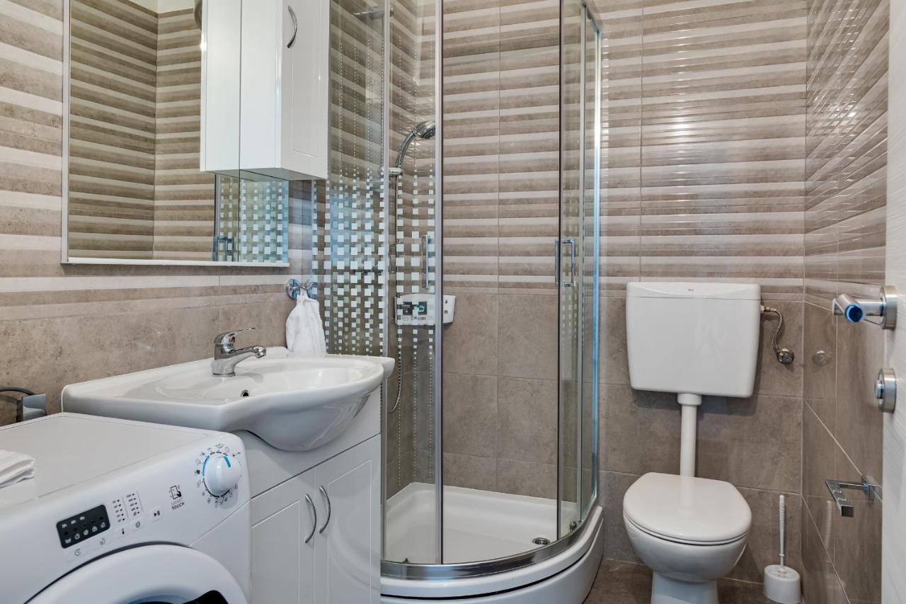 Apartment Miruna S Bazenom Donje Rastane Esterno foto